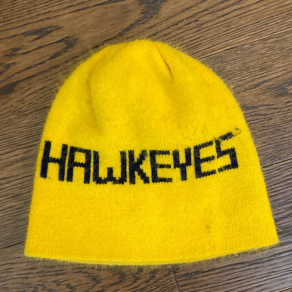 Vintage Iowa Hawkeyes beanie
